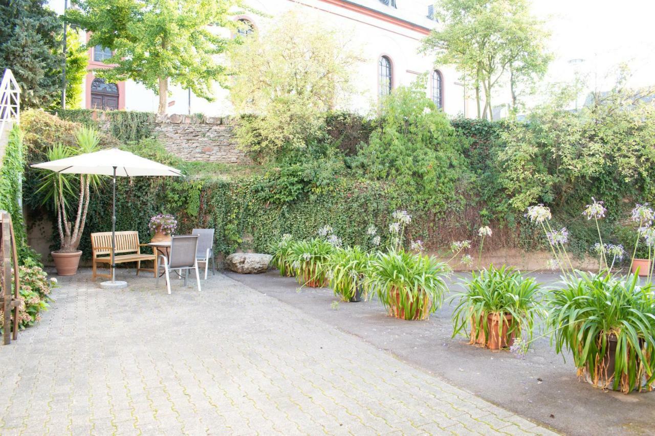 Weingut Johanneshof Minheim Exterior foto